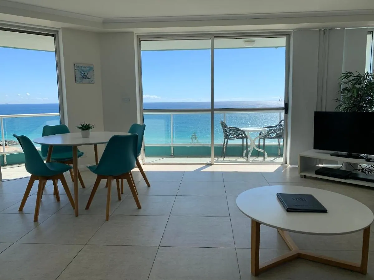 Ocean Plaza Resort Gold Coast 4*,