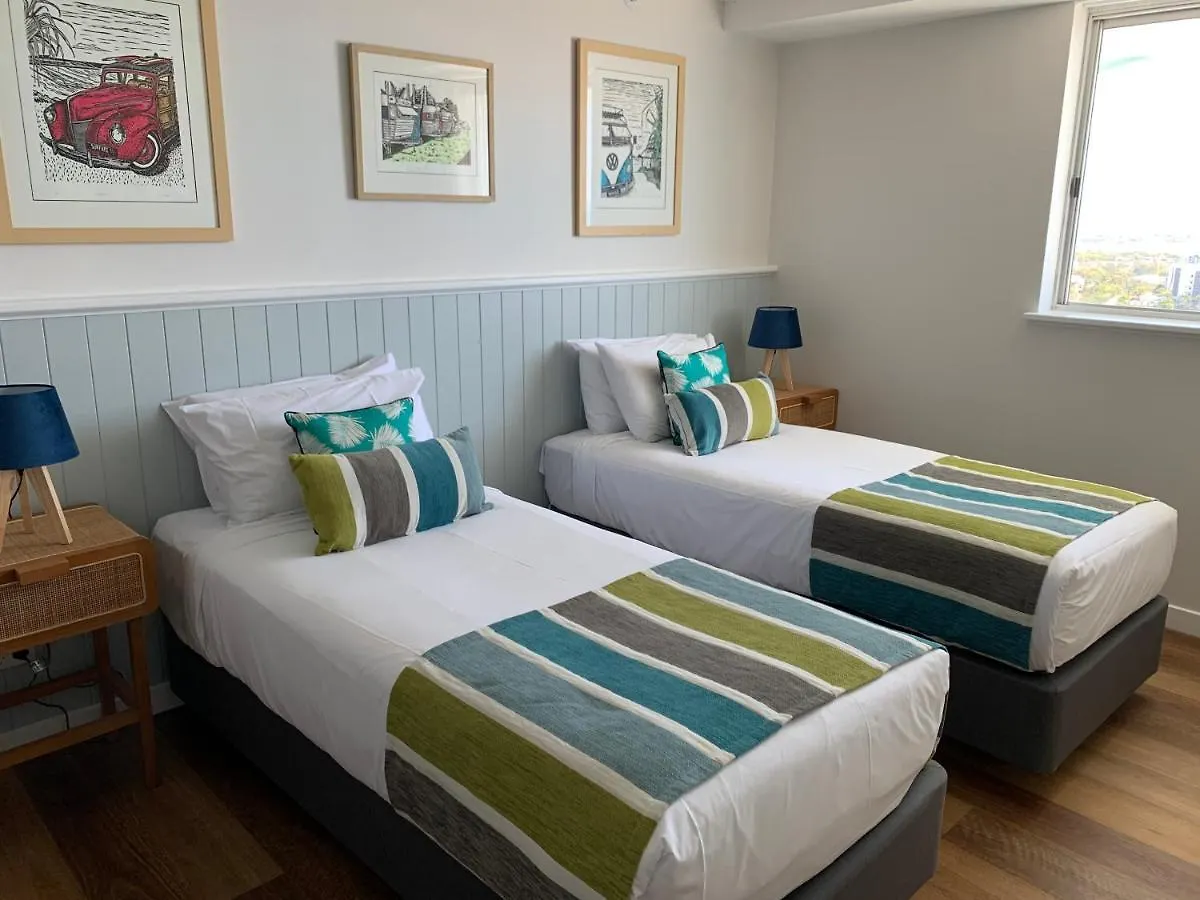 **** Lägenhetshotell Ocean Plaza Resort Guldkusten Australien