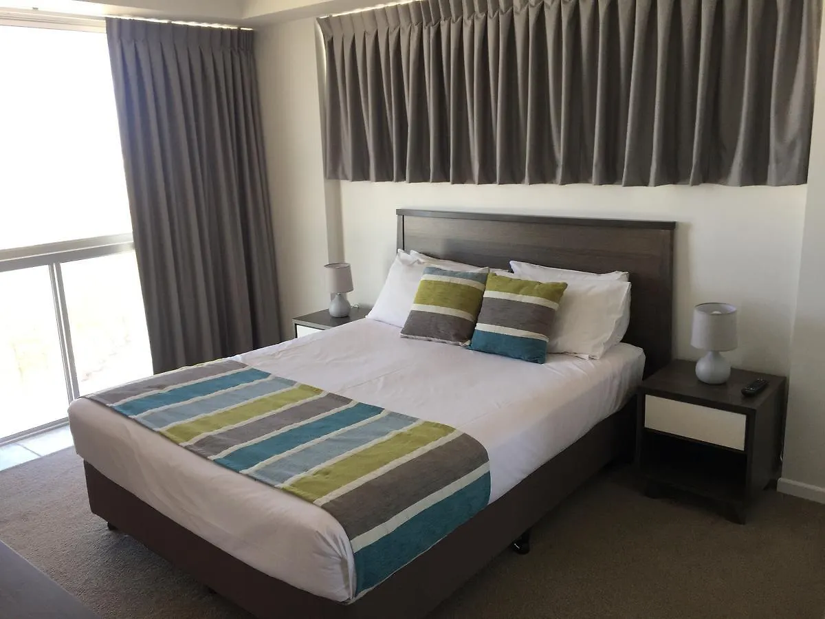 Ocean Plaza Resort Gold Coast Aparthotel